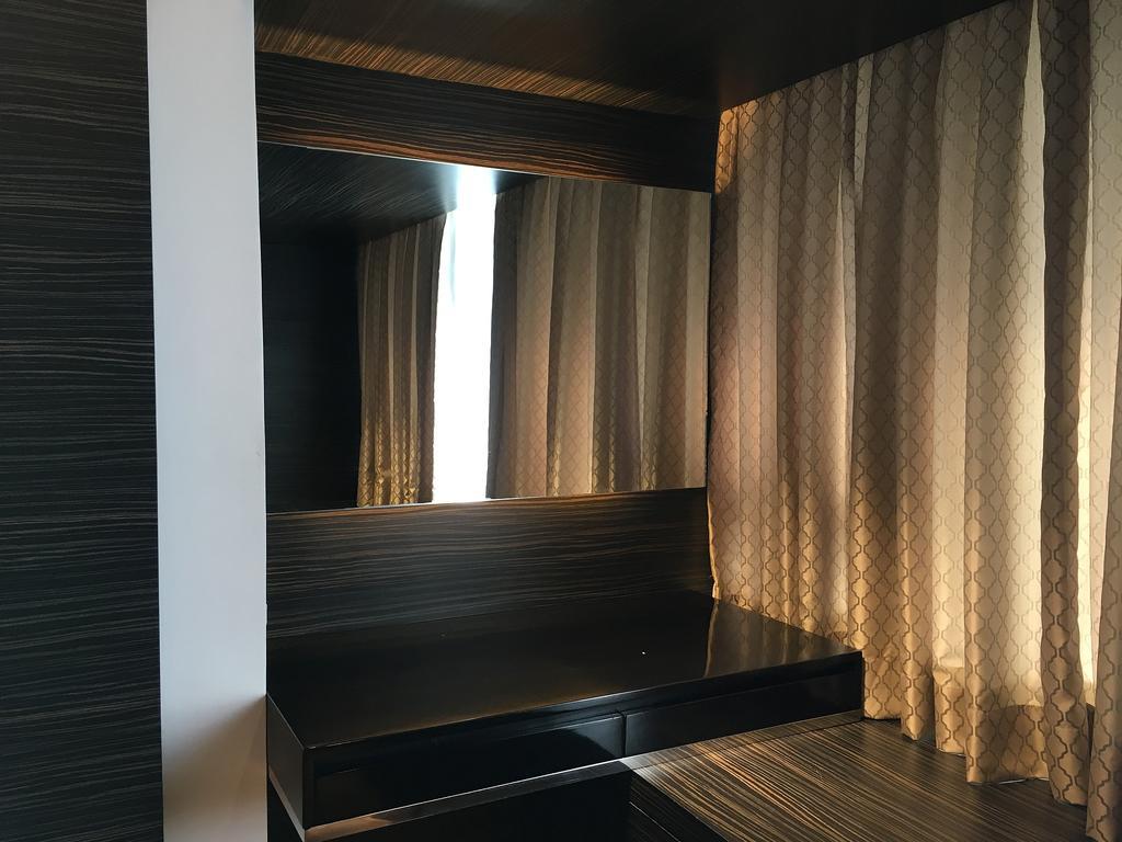 Shang Luxury Suites ماندالويونغ الغرفة الصورة