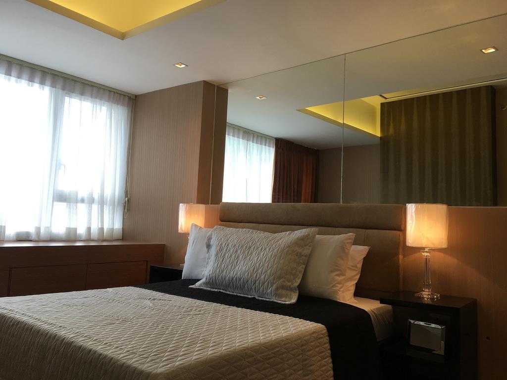 Shang Luxury Suites ماندالويونغ الغرفة الصورة
